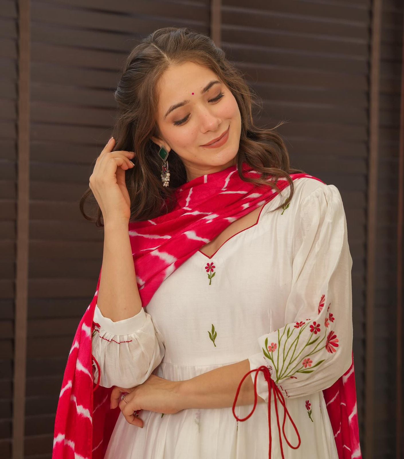 White anarkali kurta set with leheriya dupatta