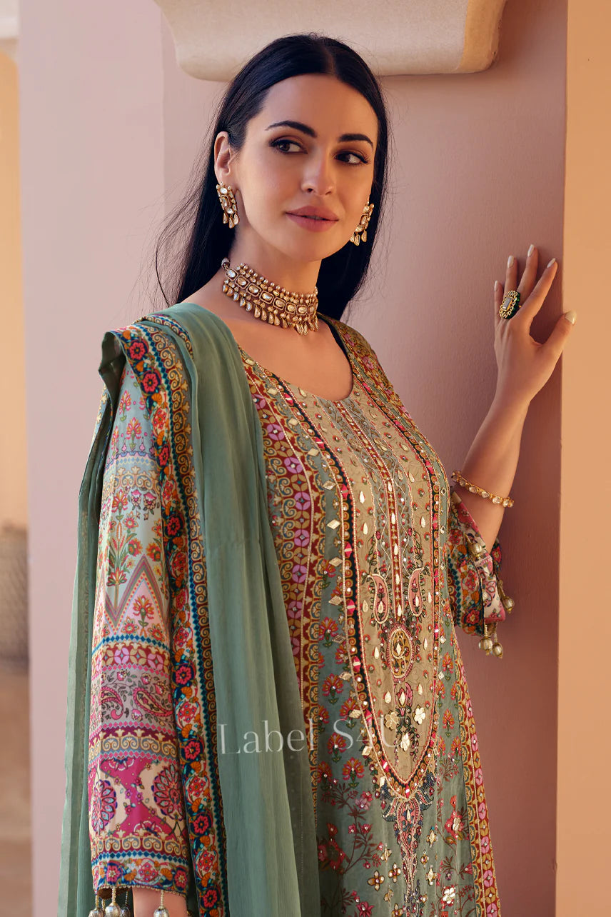 Green pure crepe partywear suit