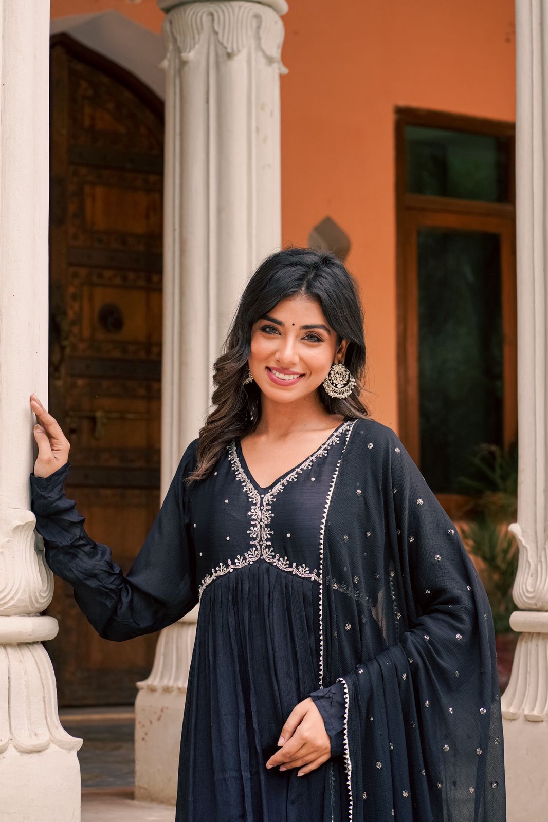 Black jardoshi handwork alia cut suit