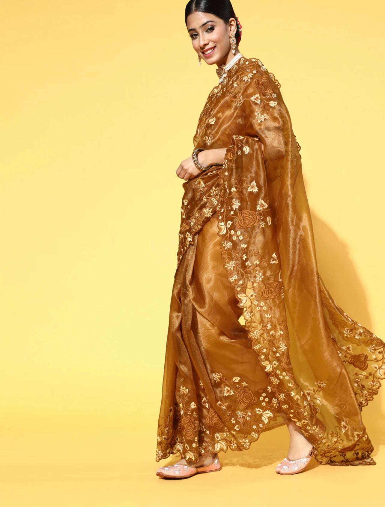 Floral embroidered Organza saree with unstitched blouse