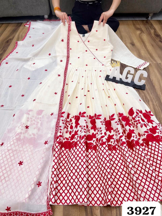 Plus size Off white and red