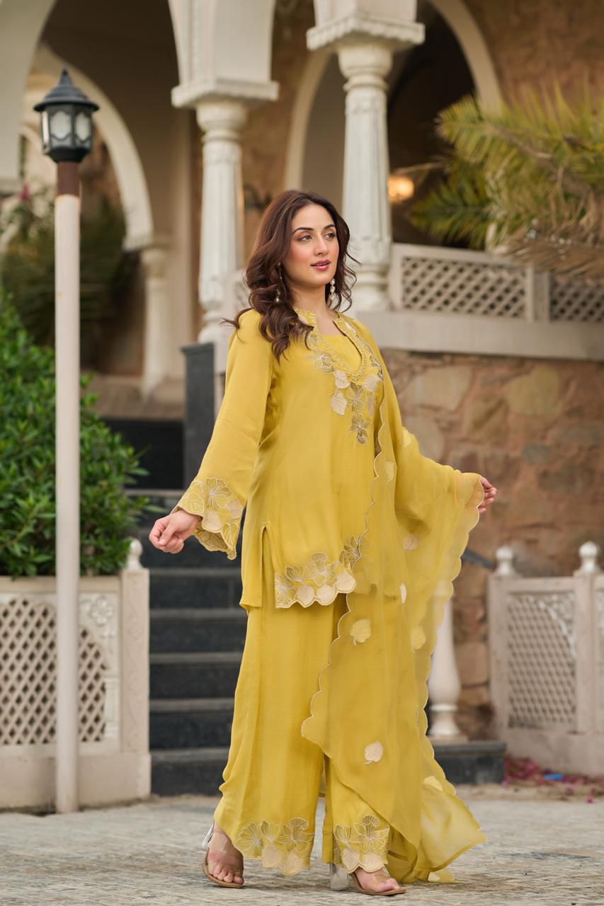 Yellow elegant short top palazzo suit