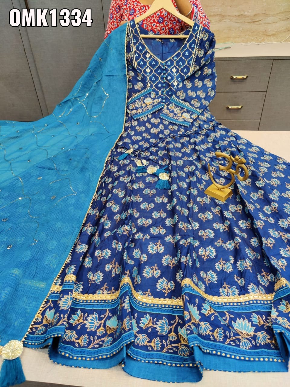 Blue beautiful anarkali kurta set