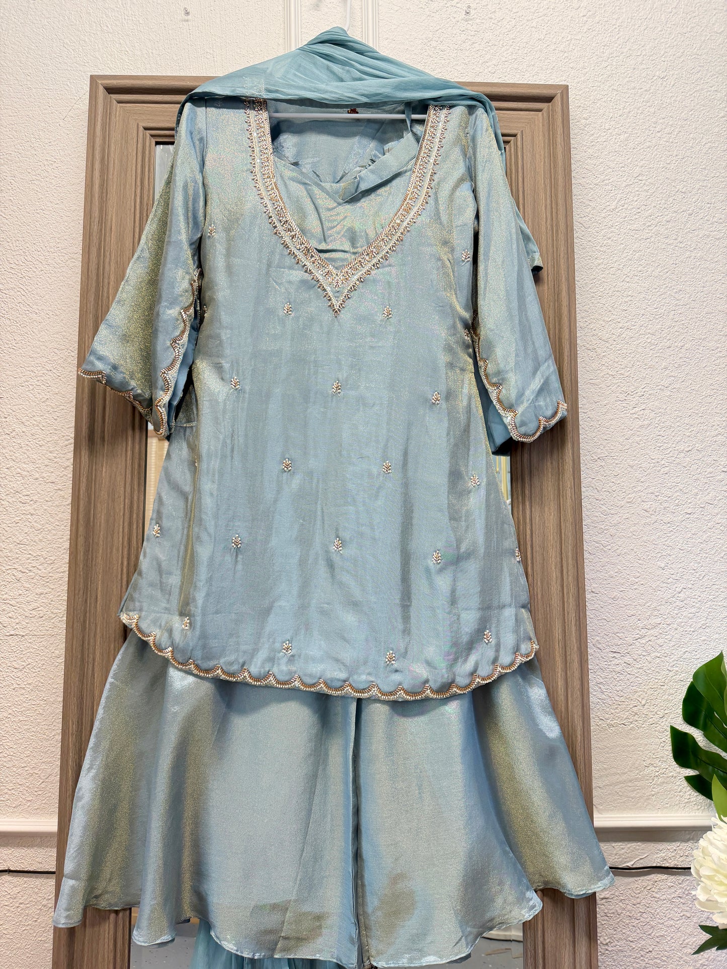 Frost blue handwork tissue suit