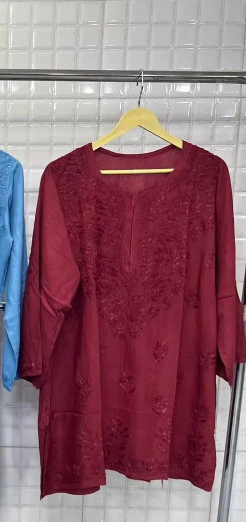 Maroon chiknakari modal short kurti