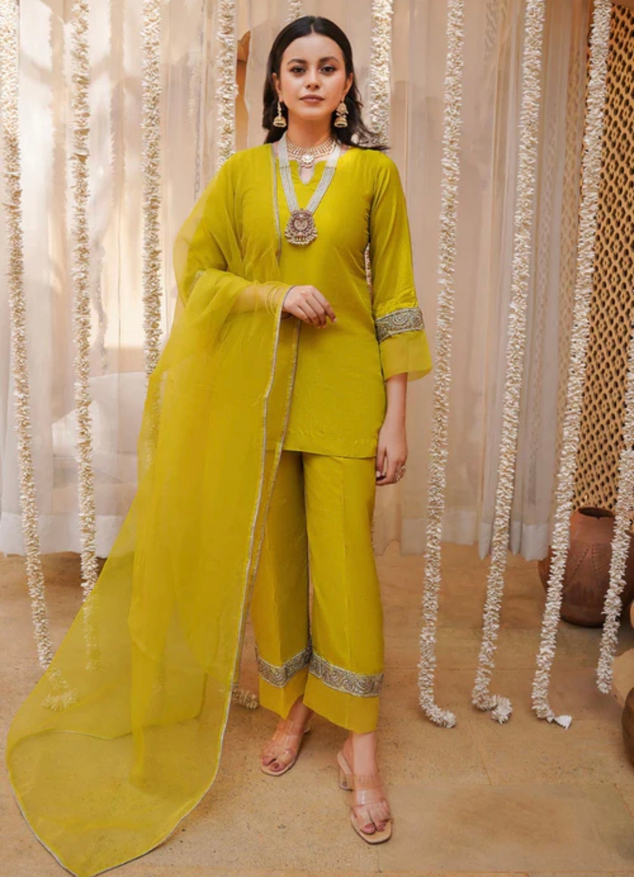 Neon Green minimal solid kurta set with organza dupatta