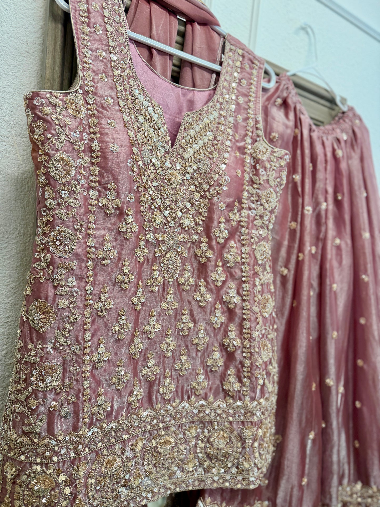 Dusty pink elegant fendy tissue sharara suit (sleeve cloth given)