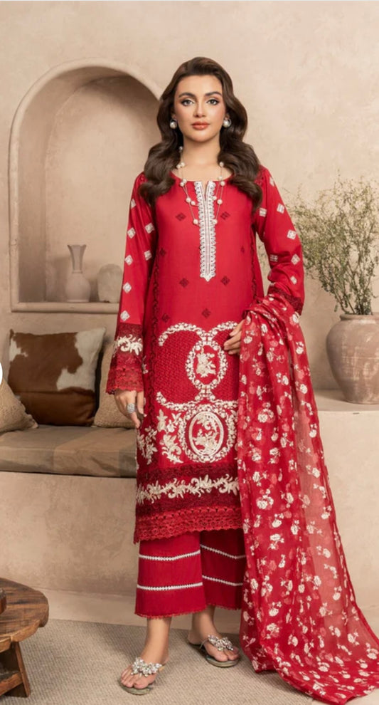 Red pakistani style heavy beautiful embroidered kurta set