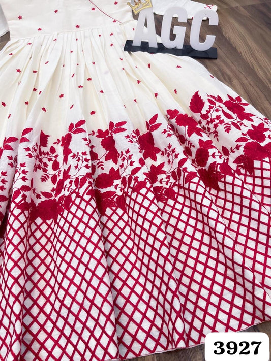 Plus size Off white and red
