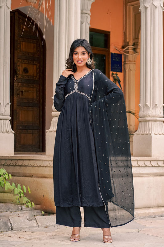 Black jardoshi handwork alia cut suit